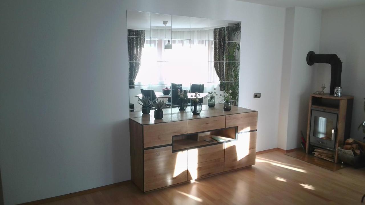 אינסברוק Appartement July מראה חיצוני תמונה